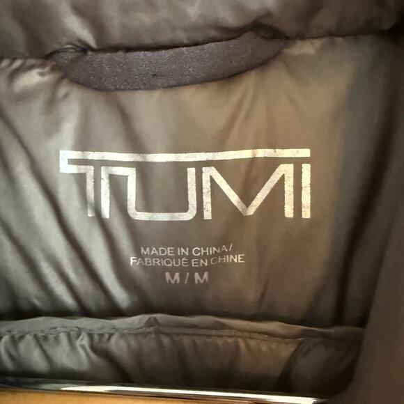 TUMI | Gray Packable Down Puffy Jacket Size Medium - Picture 3 of 6